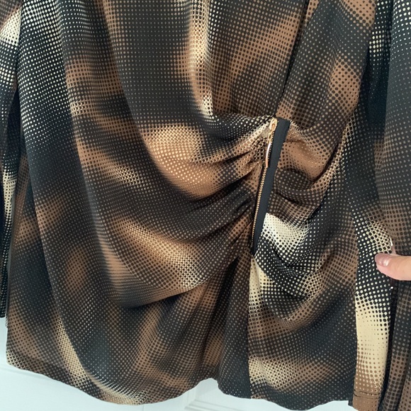 Laura ladies dressy top. Brown, black & cream colours - Picture 4 of 7